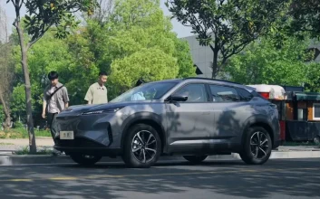 کراس‌اوور هدموس ۰۶ محصول مشترک دانگ‌فنگ و پژو سیتروئن عرضه شد