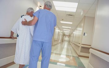 پیاده روی و داشتن فعالیت بدنی برای بهبودی سریعتر بعد از عمل آپاندیس