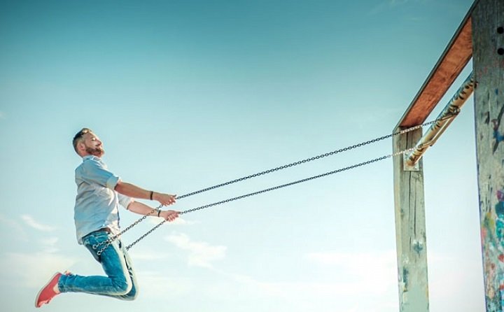 چطور برنامه ریزی روزانه داشته باشیم؟ + نمونه برنامه روزانه و تقسیم اوقات روزانه_دنیای تکنولوژی 23 در برنامه ریزی روزانه زمانی برای خودتان در نظر بگیرید