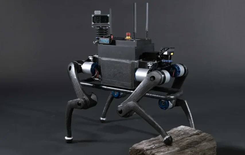 این سگ رباتیک سوئیسی می‌تواند مثل انسان‌ها توپ را بردارد و پرتاب کند