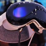 اپل برای بهبود Apple Intelligence و ویژن پرو دو استارتاپ خریده است_دنیای تکنولوژی 2 اپل ویژن پرو