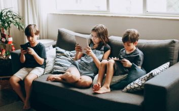 مرزبندی دیجیتال با خانواده و دوستان